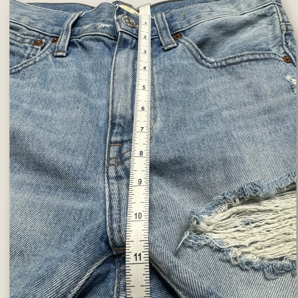 Madewell 4.5 inch relaxed fit raw hem distressed jean shorts size 25 - Picture 7 of 10